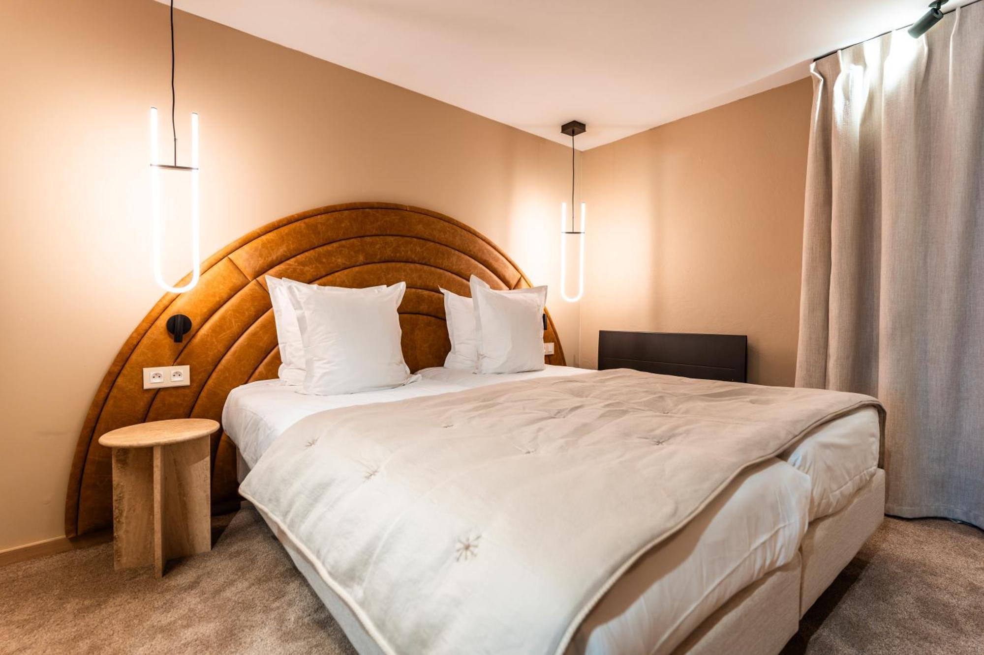 Fahrenheit Seven Courchevel Hotel Ngoại thất bức ảnh
