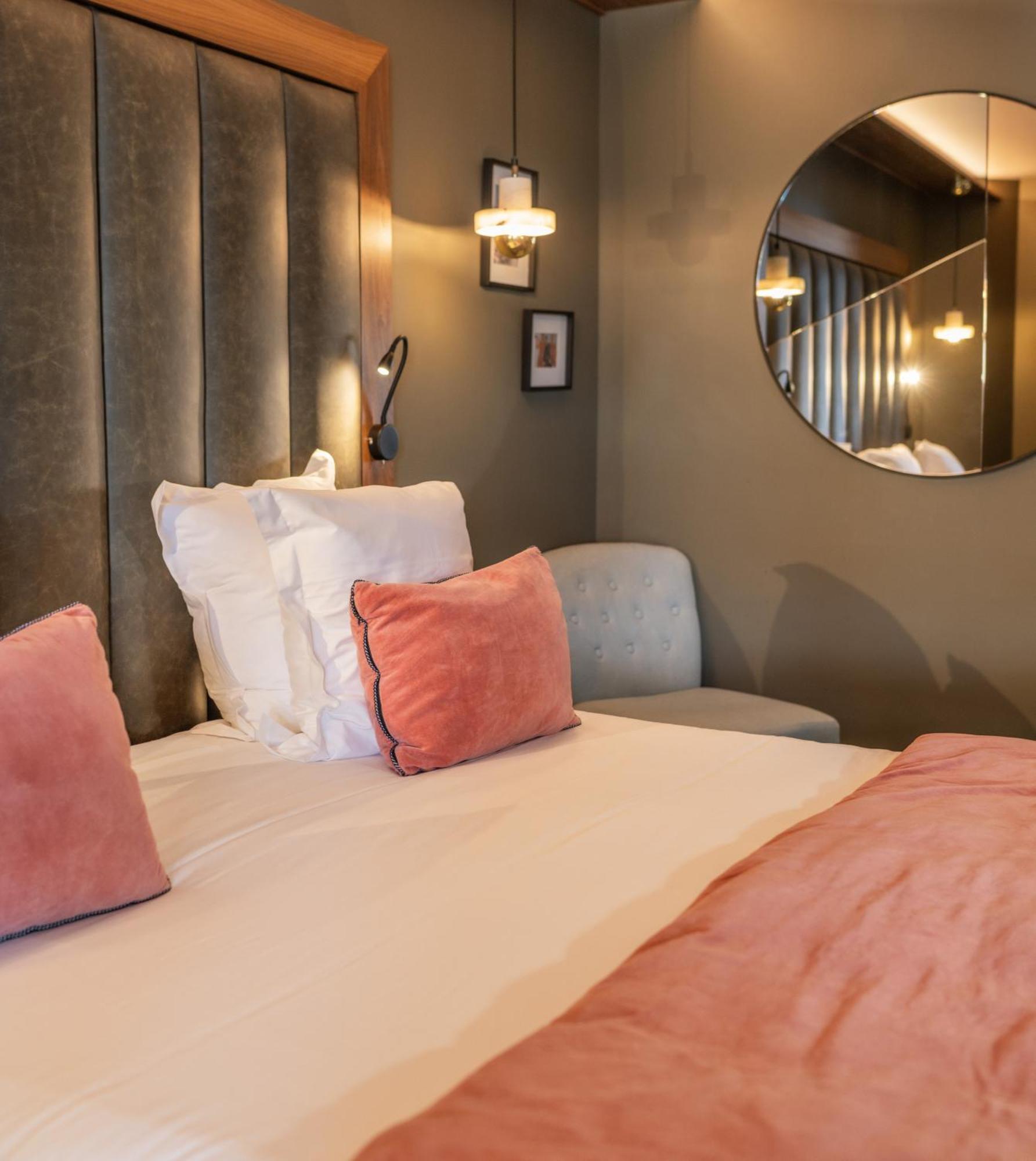 Fahrenheit Seven Courchevel Hotel Ngoại thất bức ảnh