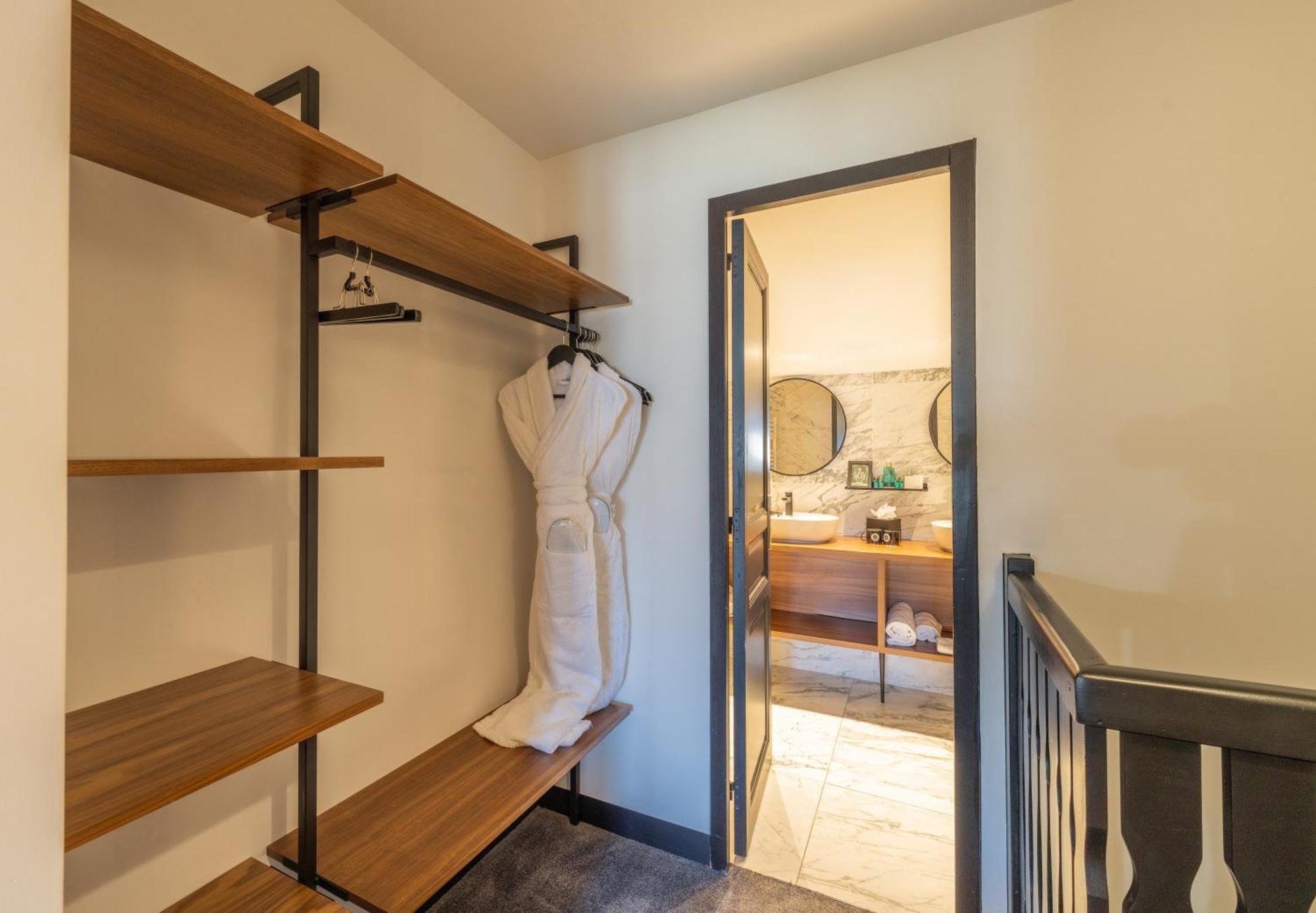 Fahrenheit Seven Courchevel Hotel Ngoại thất bức ảnh
