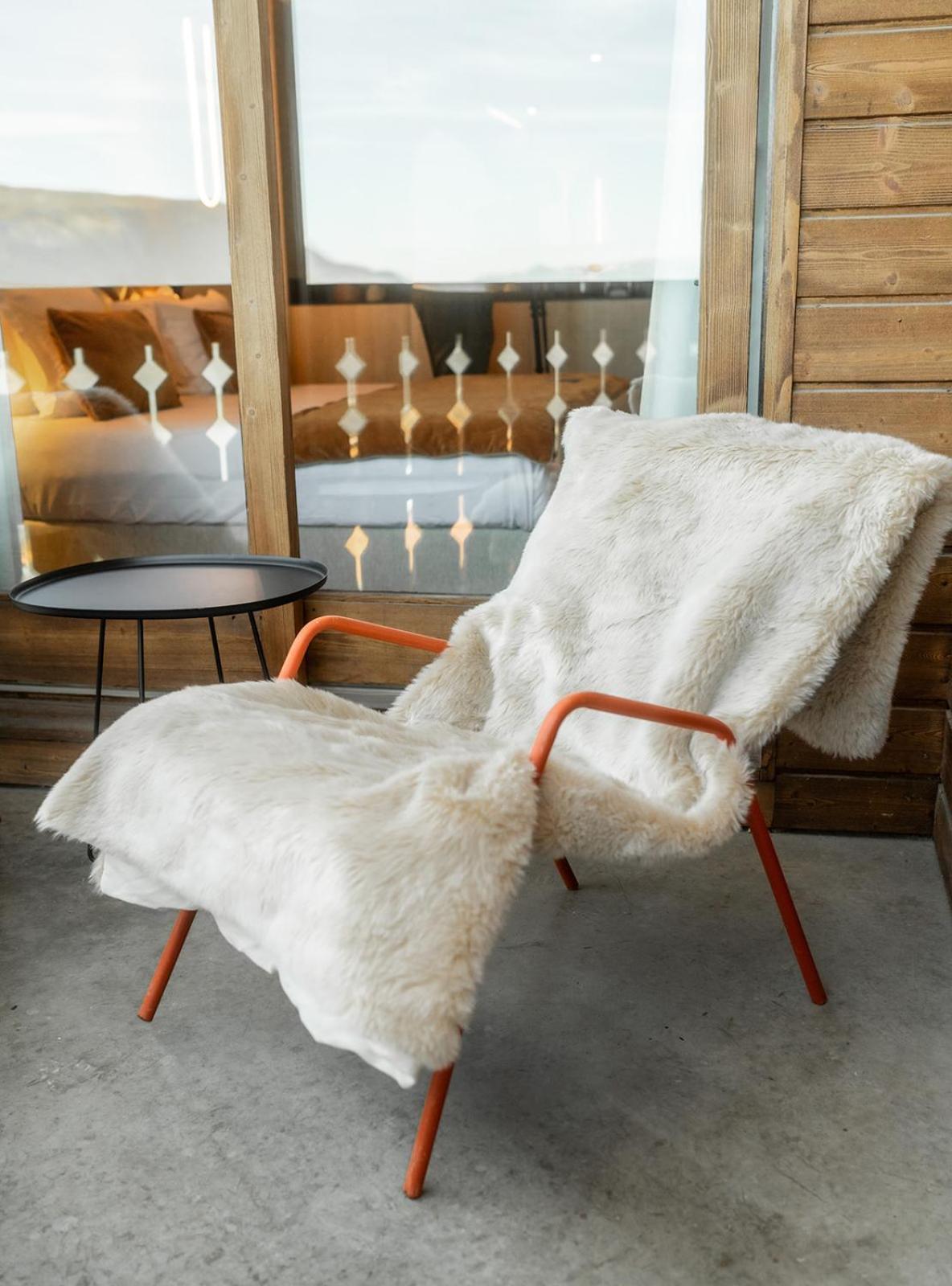 Fahrenheit Seven Courchevel Hotel Ngoại thất bức ảnh