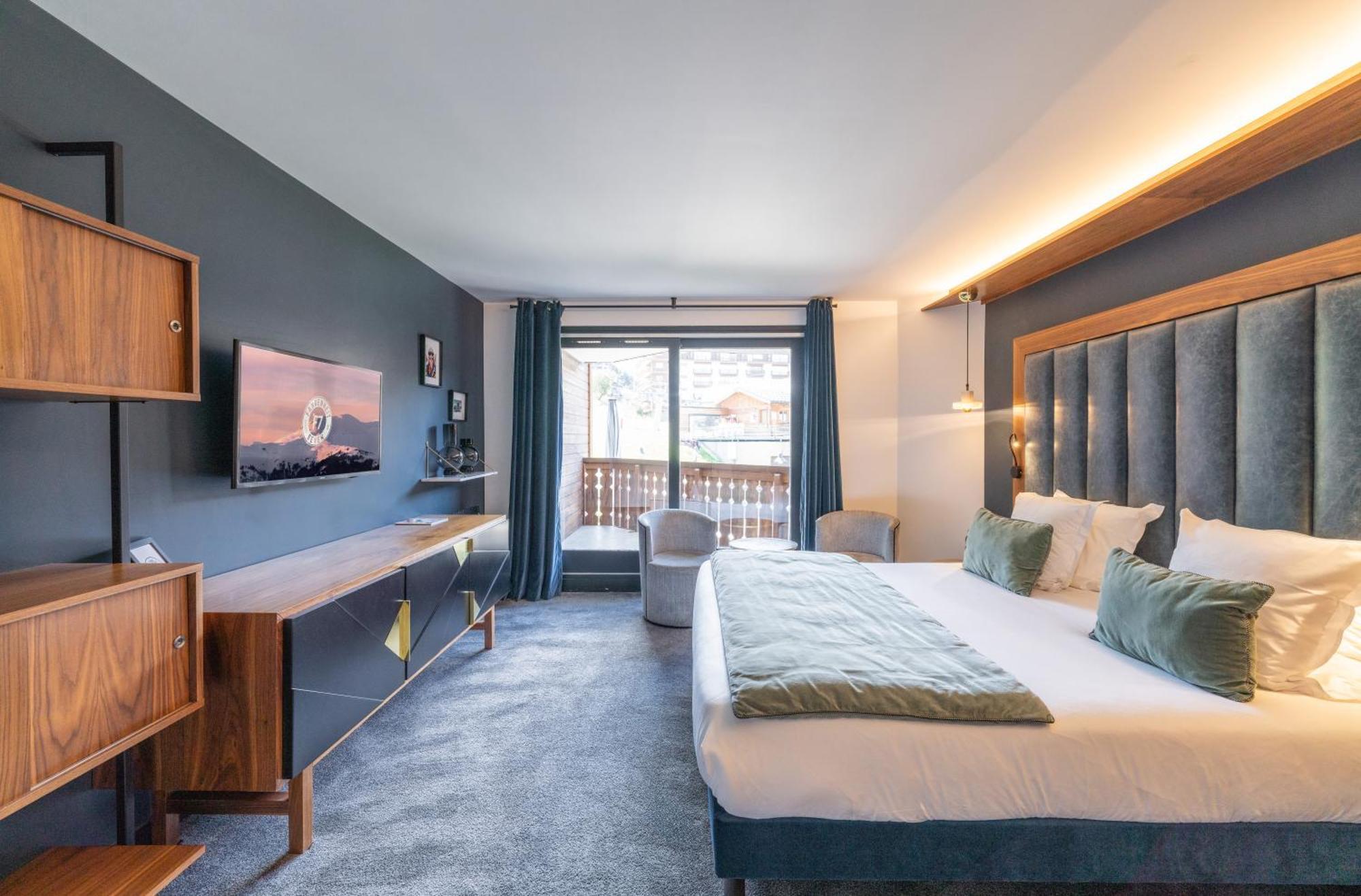 Fahrenheit Seven Courchevel Hotel Ngoại thất bức ảnh