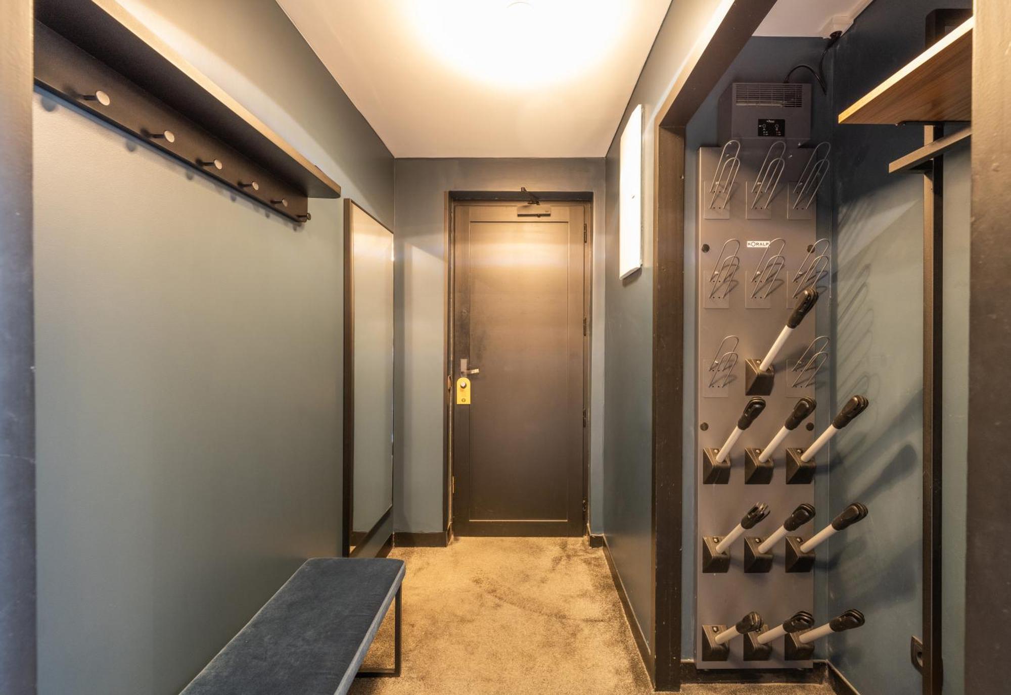 Fahrenheit Seven Courchevel Hotel Ngoại thất bức ảnh