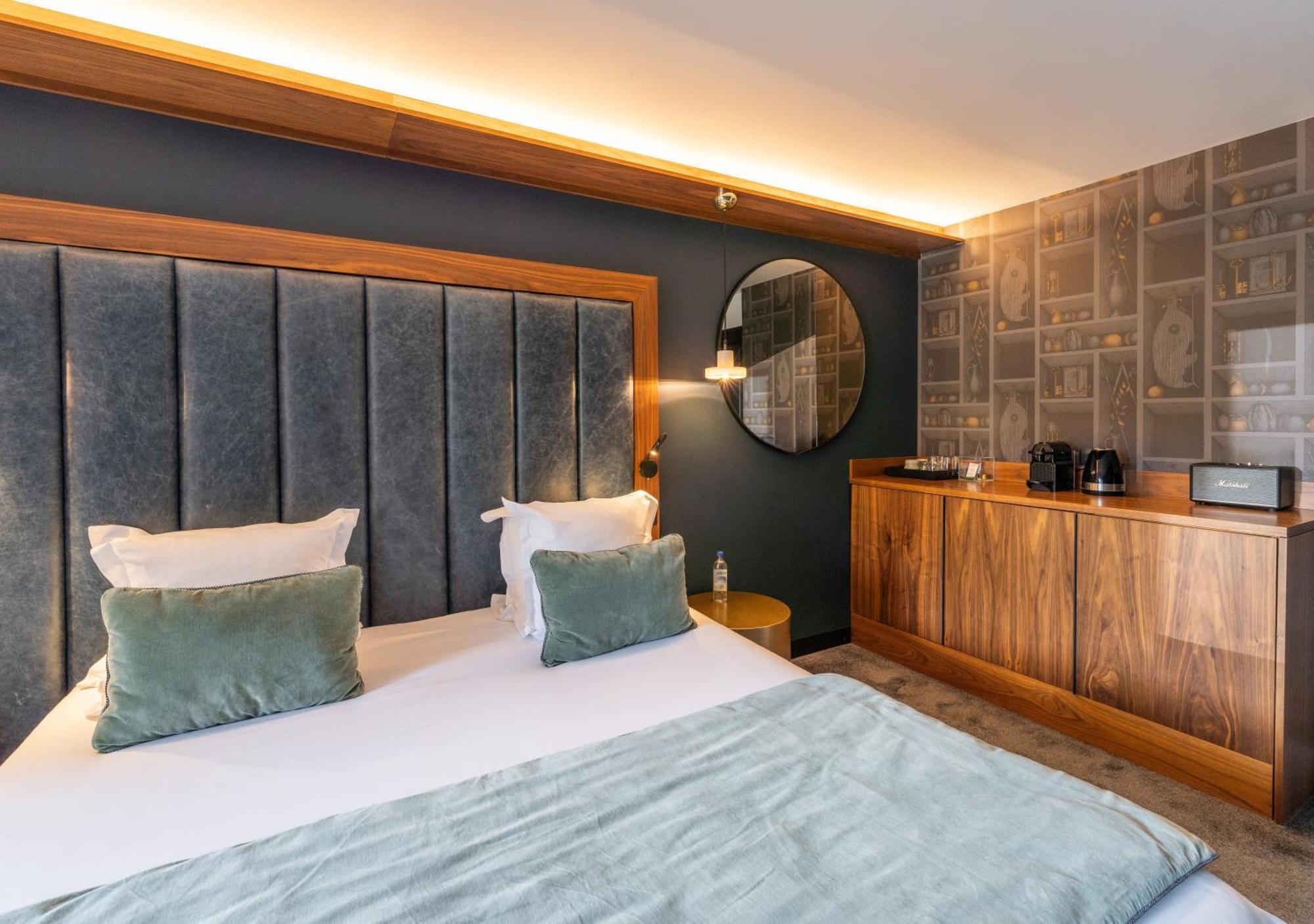 Fahrenheit Seven Courchevel Hotel Ngoại thất bức ảnh