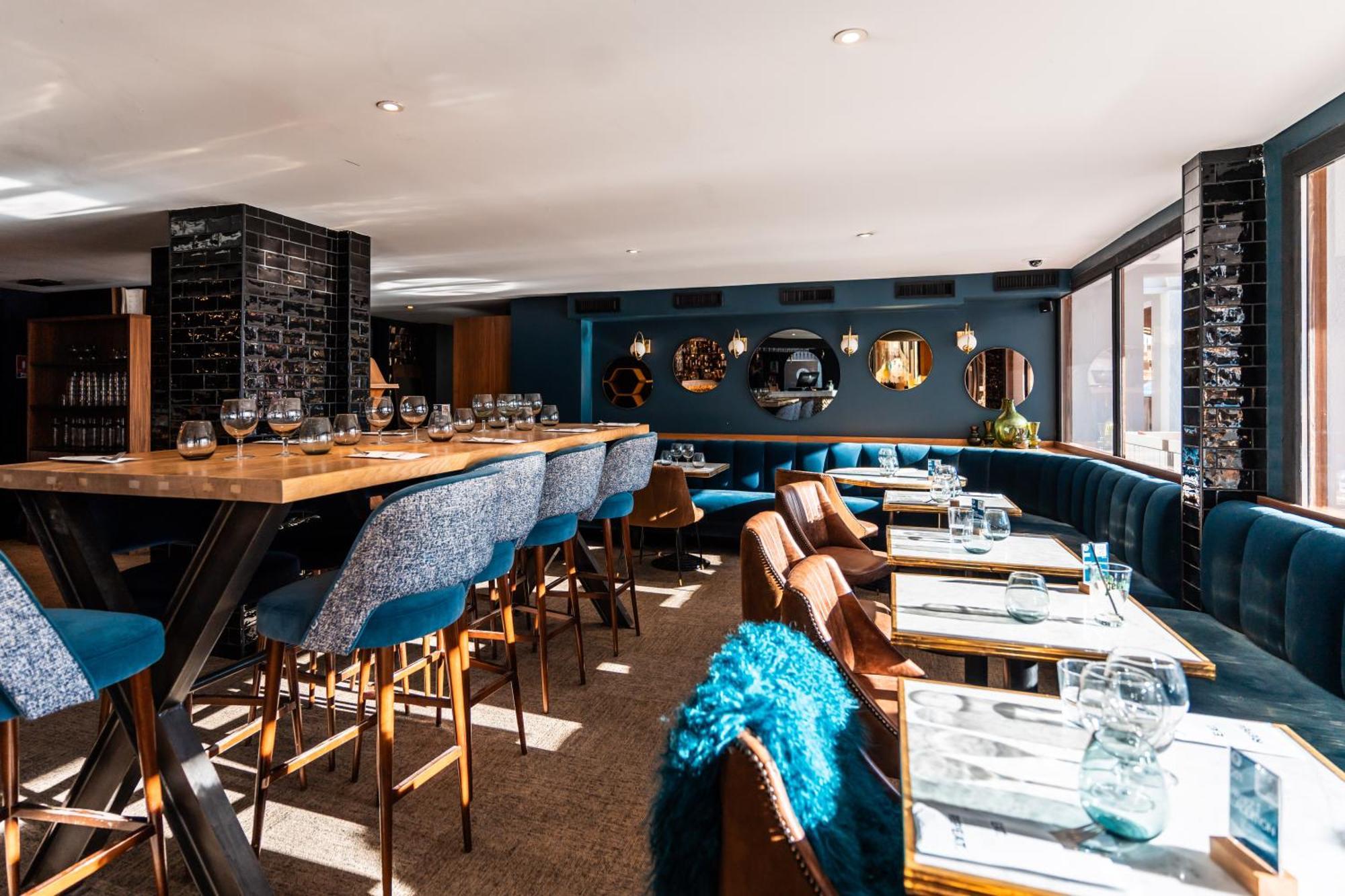 Fahrenheit Seven Courchevel Hotel Ngoại thất bức ảnh