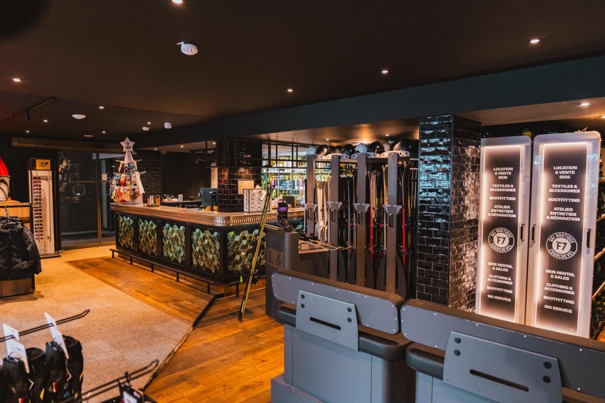 Fahrenheit Seven Courchevel Hotel Ngoại thất bức ảnh